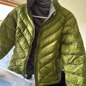 L.L. Bean Women's Green Puffer Jacket